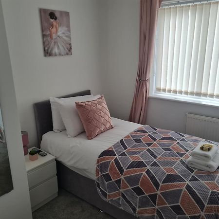 5Bed House Wirral Near Liverpool Chester ภายนอก รูปภาพ